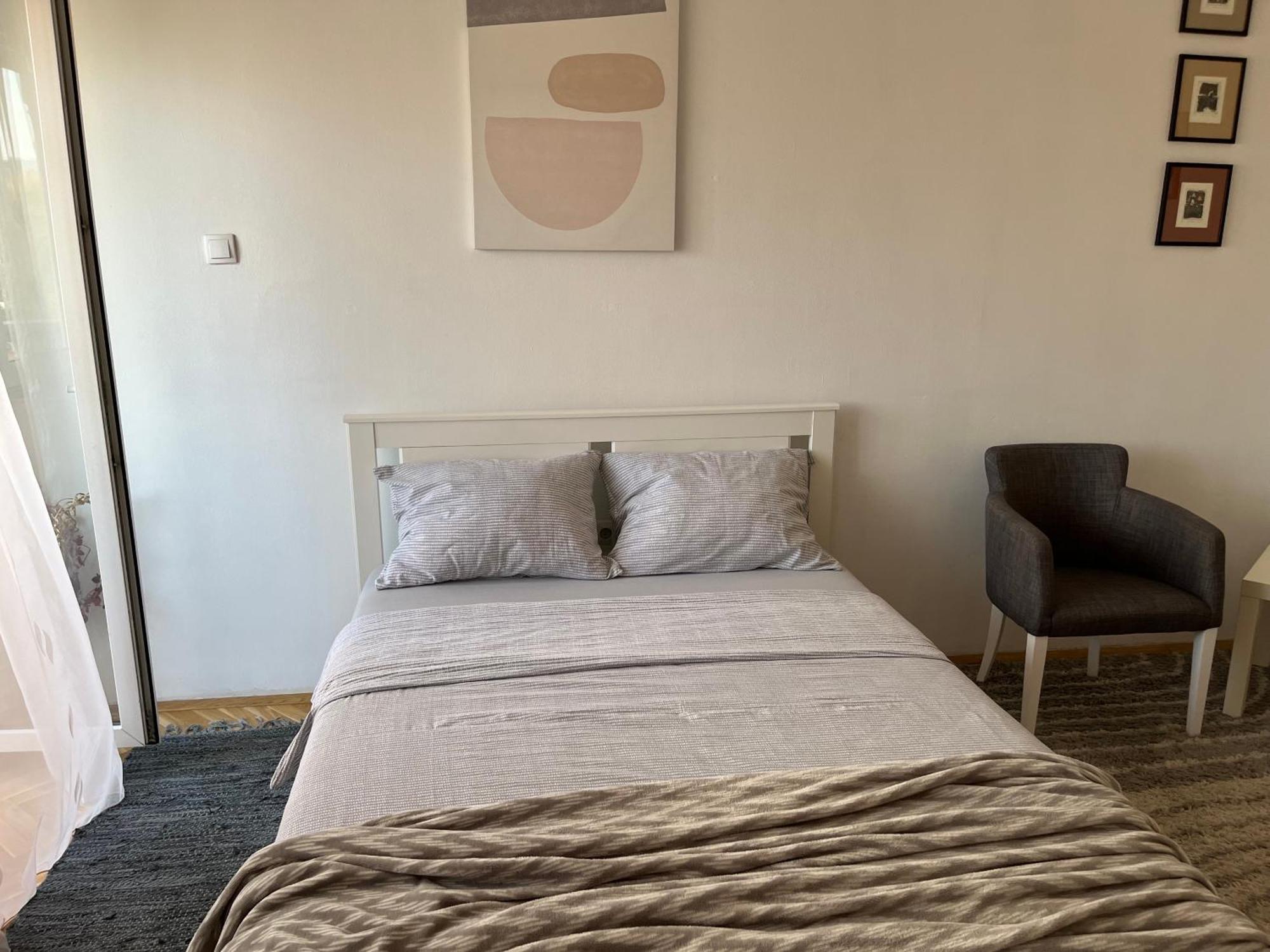 Nikola Ns2 Apartment โนวีซาด ภายนอก รูปภาพ